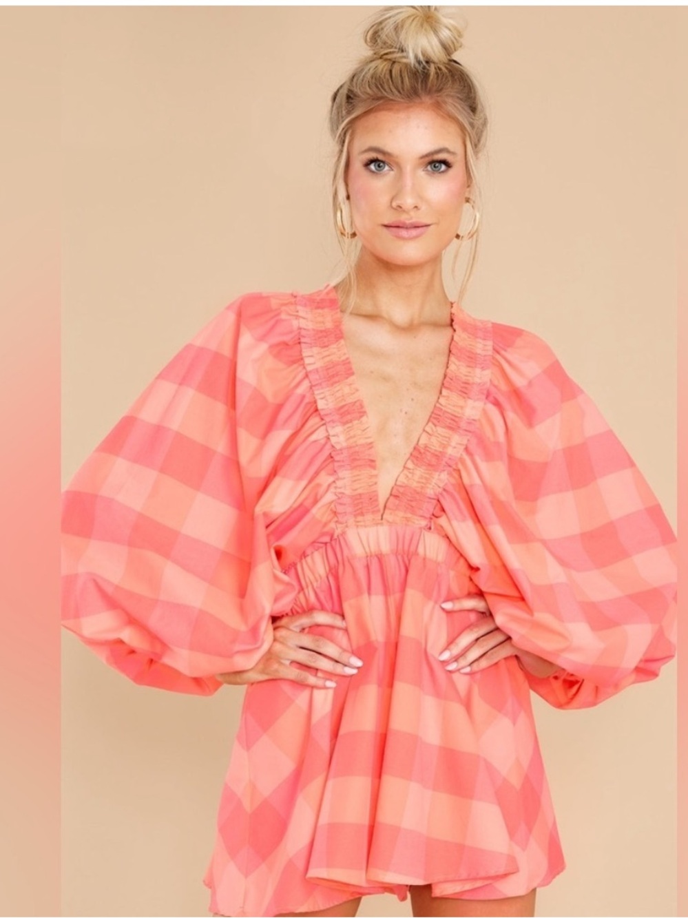 Sundress Alicia Romper in Big Gingham Neon Coral size XS/S - Picture 2 of 8